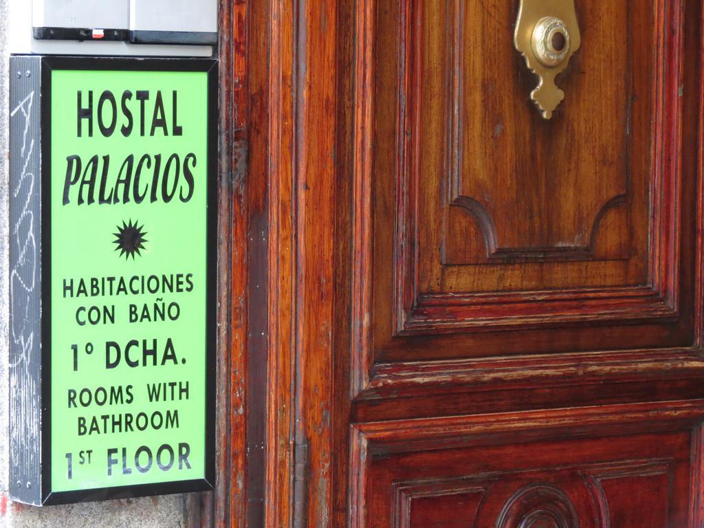 Hostal Palacios Fuencarral Madrid Buitenkant foto