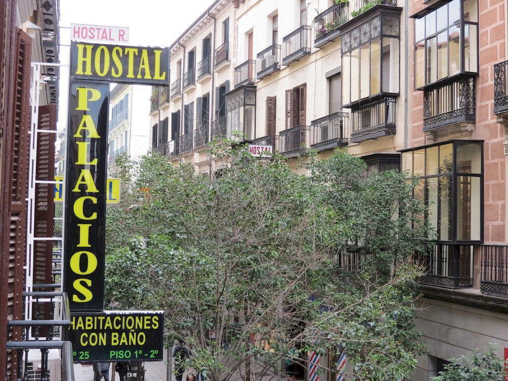 Hostal Palacios Fuencarral Madrid Buitenkant foto