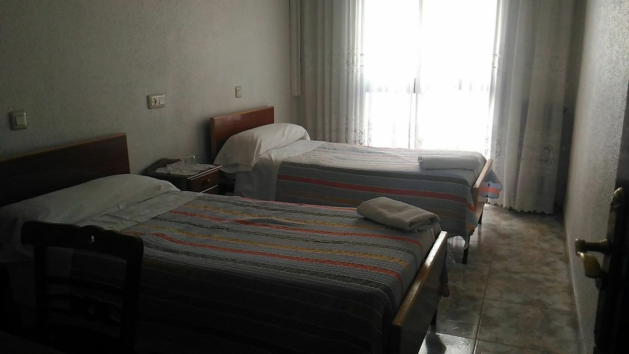 Hostal Palacios Fuencarral Madrid Buitenkant foto