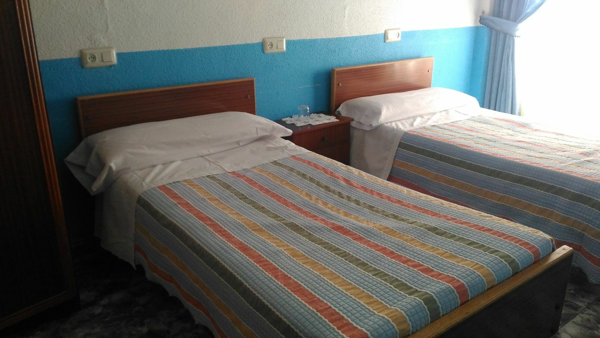 Hostal Palacios Fuencarral Madrid Buitenkant foto